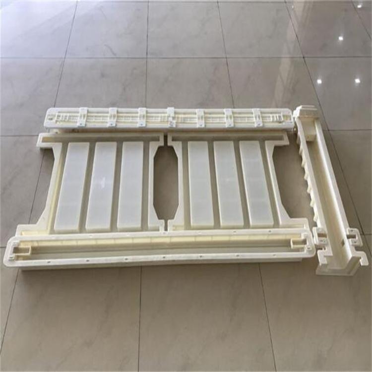 路基柵欄模具